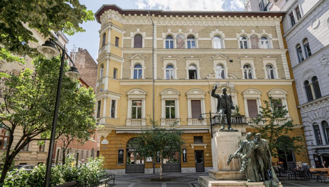 Nomad Rooms & Guesthouse Budapest Exterior photo